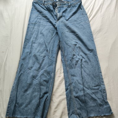 Jeans a gamba larga azzurri