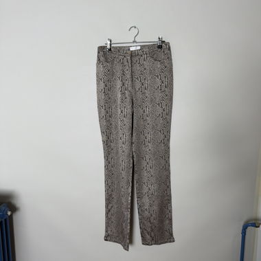 Schlangenprint-Hosen