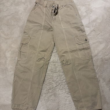 Pantaloni cargo beige