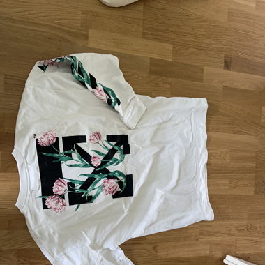 Off-White Pullover 
