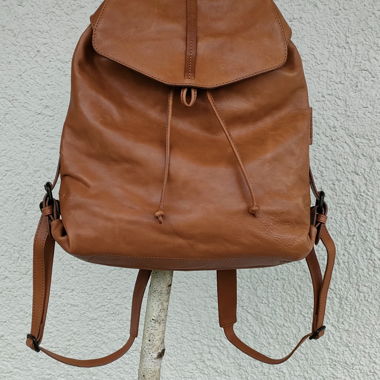 Rucksack aunts and uncles