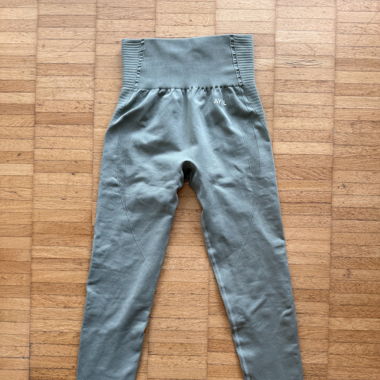 AYBL leggins