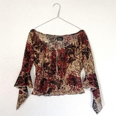 Vintage Floral Top with Bell-Sleeves