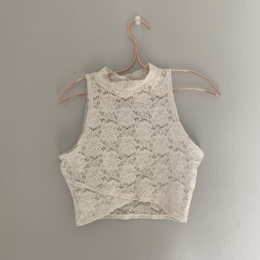Leicht durchsichtiges Croptop