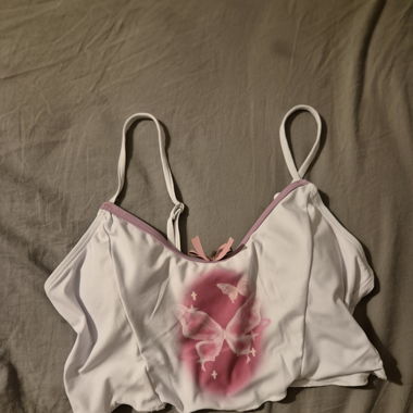 Cute top