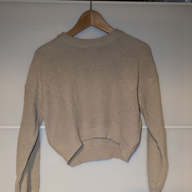 Beiger Pullover 