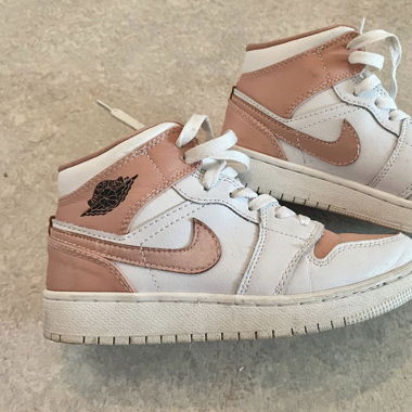 Nike Air Jordan 1 