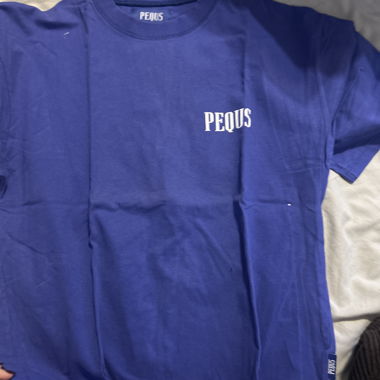 T-shirt pequs