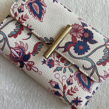 Clutch floreale