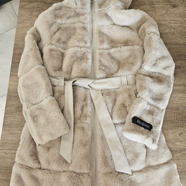 Manteau en fourrure