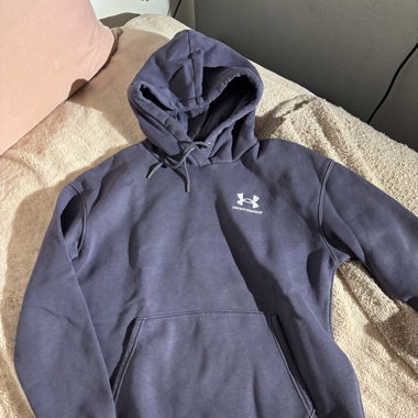 Felpa sportiva con cappuccio
