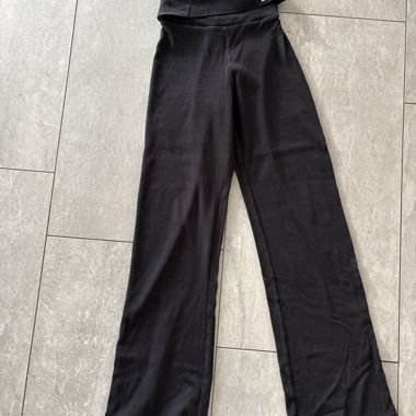 Pantalone a zampa in jersey nero