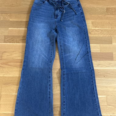 Blue High-Waist Jeans