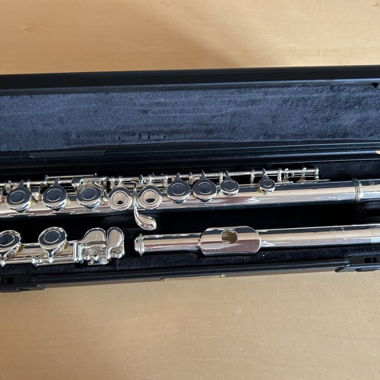 Yamaha 311 silver-head flute