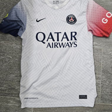 PSG Mbappe Trikot