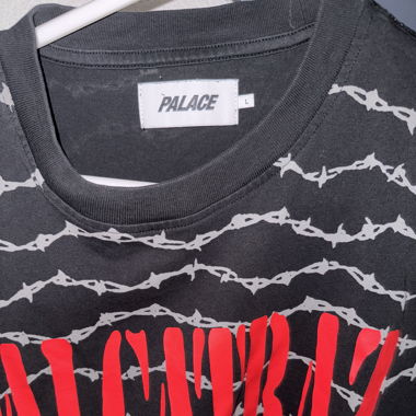 BARBED WIRE - PALACE - TEE