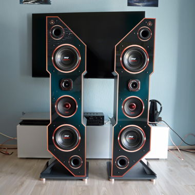paar imposante high end hifi 
