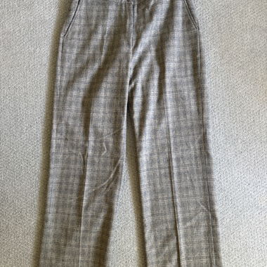 Freizeithose mit Karomuster
