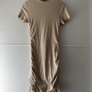 Vestito beige