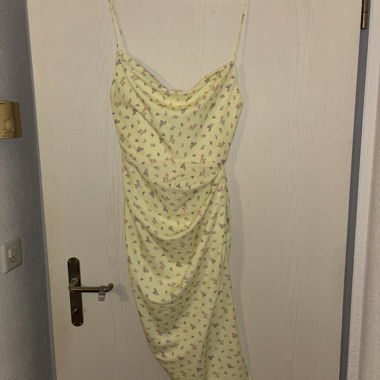 Kleid