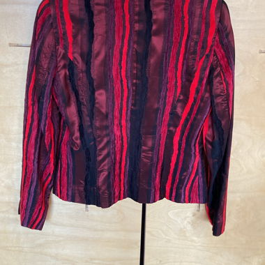 Gemusterte Damenjacke