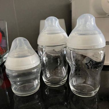 Set da 3 biberon in vetro Tommee Tippee