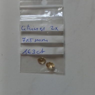 2 Citrine 7x5 mm 1,63 ct