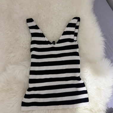Black-and-white striped tank top