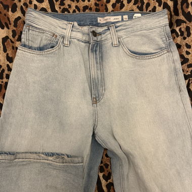Subdued Jeans 