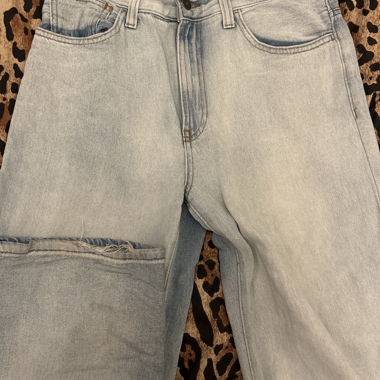 Subdued Jeans 