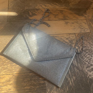pochette argento, usata una volta