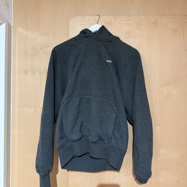 Sweat à capuche 6pm