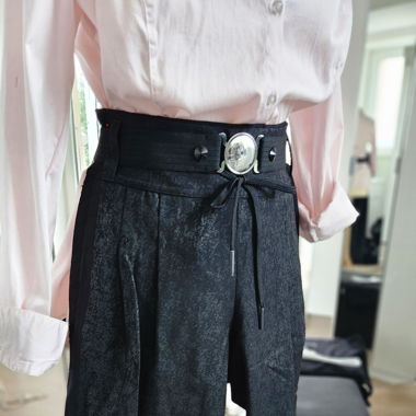 Magnifique pantalon marque HIGH Tech
