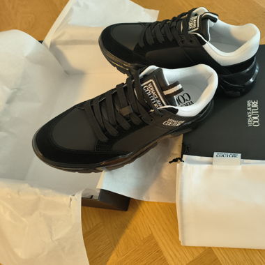 Versace taille 43 original neuf complet 