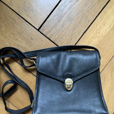Handtasche