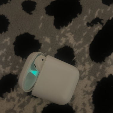 AirPods 2. Generation, ein Ohrhörer fehlt