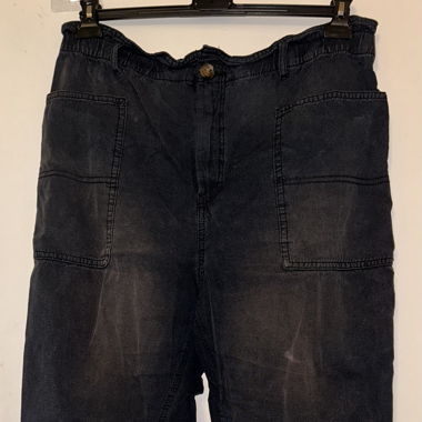 “Washed-Out” Pants 