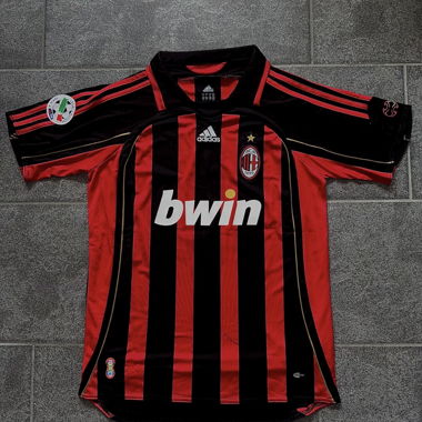 Maglia retro dell’AC Milan 06/07 - KAKA 22