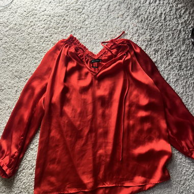 Joli blouse rouge 