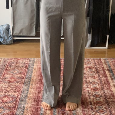 Pantaloni grigi Bershka