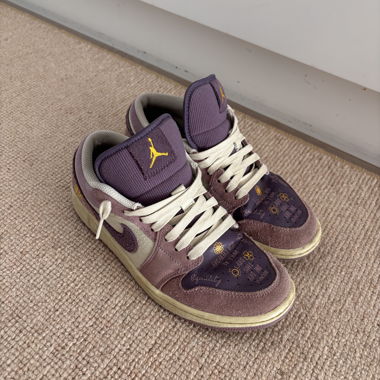 Baskets Nike Jordan EU 40