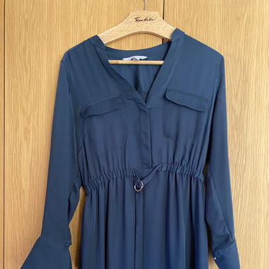 Neues, schickes Festkleid