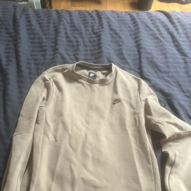 Nike Pulli