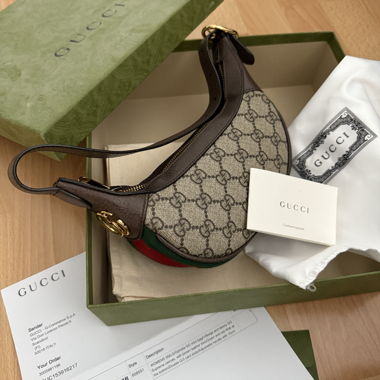 Gucci GG Supreme Ophidia small bag