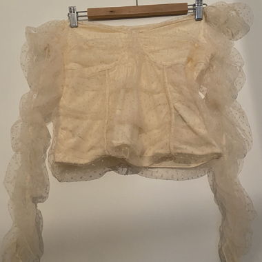 Verspielter Bustiertop