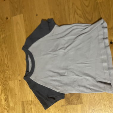 Grey-blue T-shirt brandy