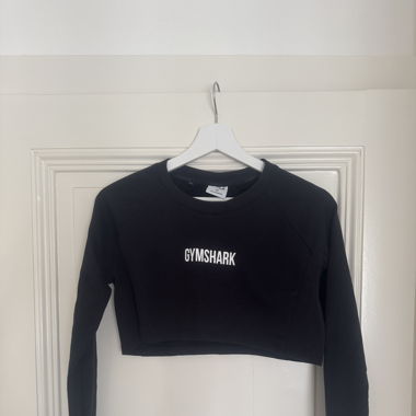 Gymshark crop pull 