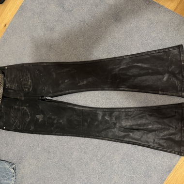 Pantalon flare d’huile witnessvalley