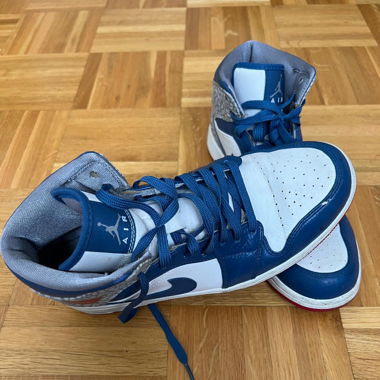 Jordan one 