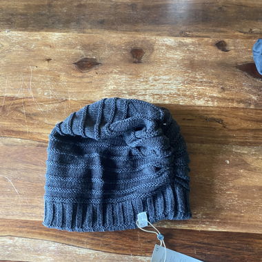 Black/grey beanie 